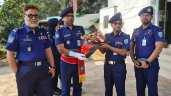 বড়লেখা থানা পরিদর্শনে অতিরিক্ত ডিআইজি