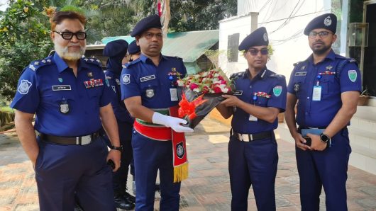 বড়লেখা থানা পরিদর্শনে অতিরিক্ত ডিআইজি