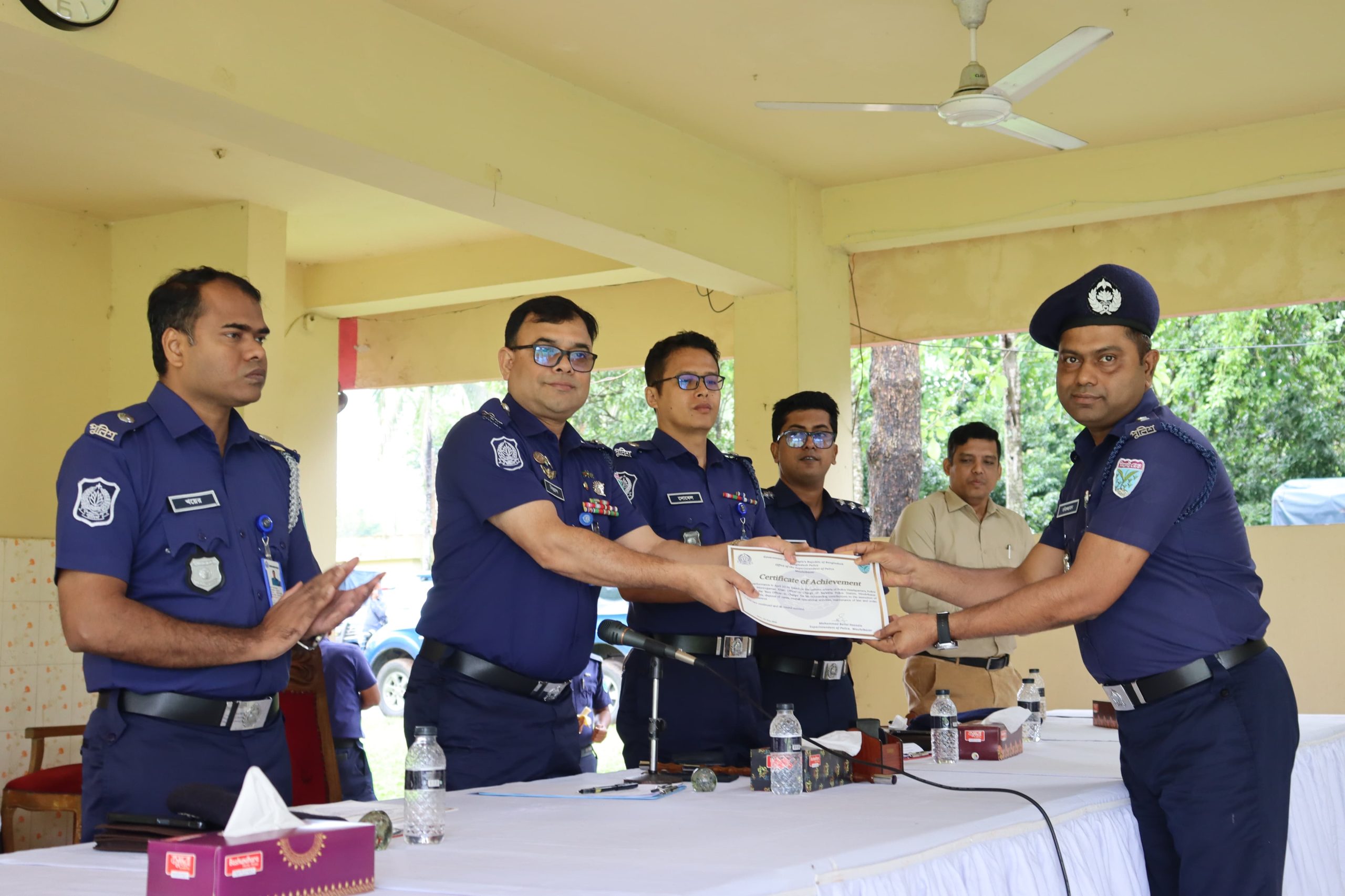 বড়লেখার ওসি মনিরুজ্জামান খান মৌলভীবাজার জেলার ‘শ্রেষ্ঠ ওসি’ নির্বাচিত