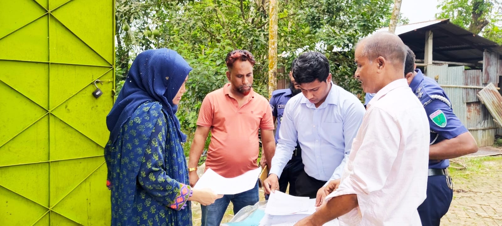 বড়লেখায় ভ্রাম্যমাণ আদালতের অভিযান: ভেজাল ঘি ও খাদ্যপণ্য উৎপাদনের দায়ে ৫০ হাজার টাকা জরিমানা