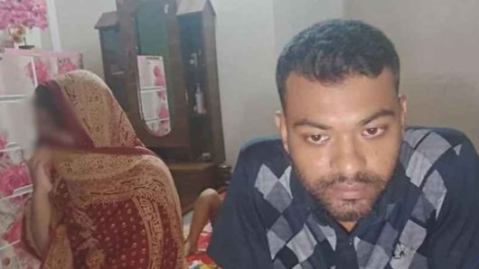 রংপুরে প্রবাসীর স্ত্রীর ঘরে আপত্তিকর অবস্থায় পুলিশ সদস্য আটক