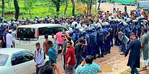 এনসিপিকে হবিগঞ্জে ঢুকতে দেয়নি পুলিশ